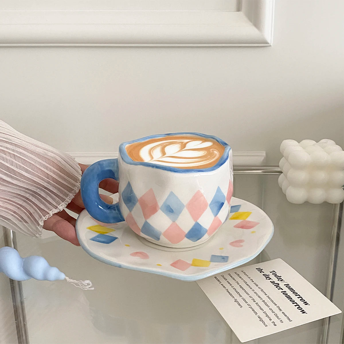 Hand-painted porcelain coffee cup with saucer, 280 ml