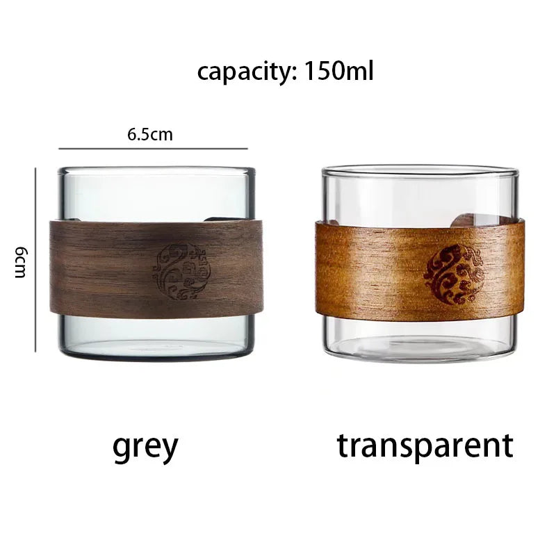 Two glass containers with wooden bands, one gray and one transparent, showing capacity and dimensions.